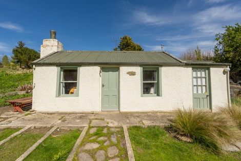 Photo of property in Ledingham Cottage, 46 Mcskimming Road, Patearoa, 9398