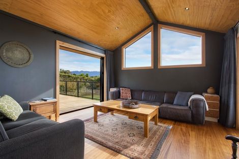 Photo of property in 261b Walker Road East, Aongatete, 3178