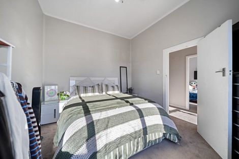 Photo of property in 9 East Street, Petone, Lower Hutt, 5012