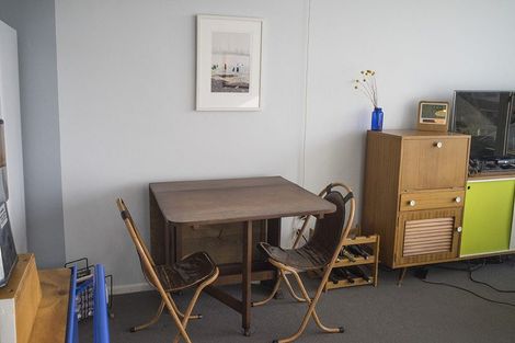 Photo of property in 23uc2 Rangitane Street, Maupuia, Wellington, 6022