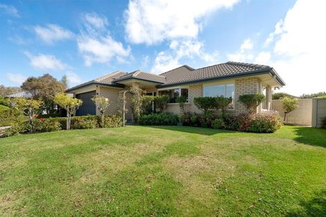 Photo of property in 6 Ross Place, Northwood, Christchurch, 8051