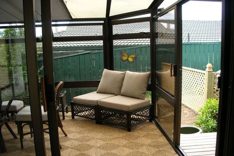 Photo of property in 2/123 Prince Regent Drive, Half Moon Bay, Auckland, 2012