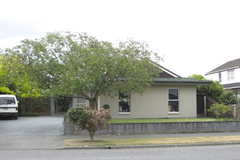 Photo of property in 20 Heathglen Avenue, Parklands, Christchurch, 8083
