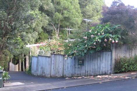 Photo of property in 83 Woodlands Park Road, Titirangi, Auckland, 0604