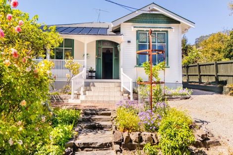 Photo of property in 9 William Street, Akaroa, 7520