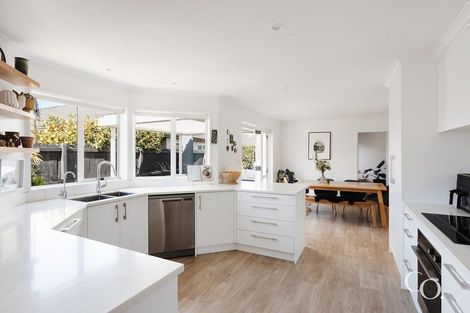 Photo of property in 48 Oriental Parade, Papamoa Beach, Papamoa, 3118