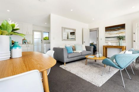 Photo of property in 1/9 Rewarewa Road, Te Atatu Peninsula, Auckland, 0610
