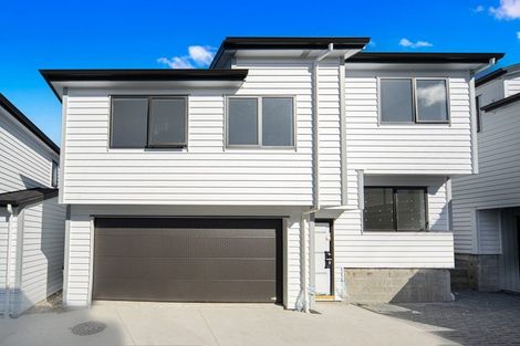 Photo of property in 13c Windermere Crescent, Blockhouse Bay, Auckland, 0600