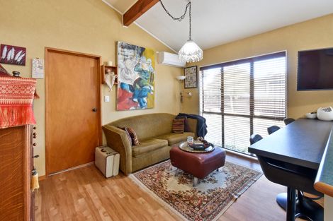 Photo of property in 32 Lorelei Place, Opaheke, Papakura, 2113