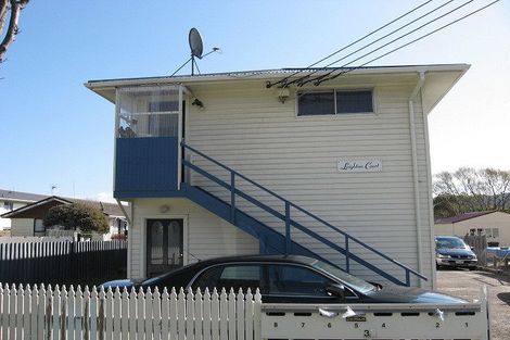 Photo of property in 2/36 Leighton Avenue, Waiwhetu, Lower Hutt, 5010