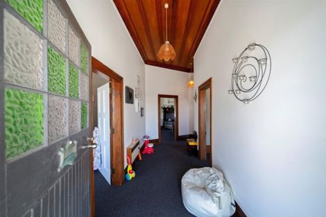 Photo of property in 106 Manawapou Road, Hawera, 4610