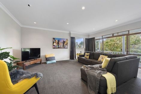 Photo of property in 22 Marnane Terrace, St Andrews, Hamilton, 3200