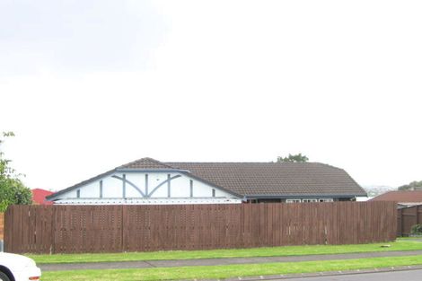 Photo of property in 46 Venus Place, Half Moon Bay, Auckland, 2012