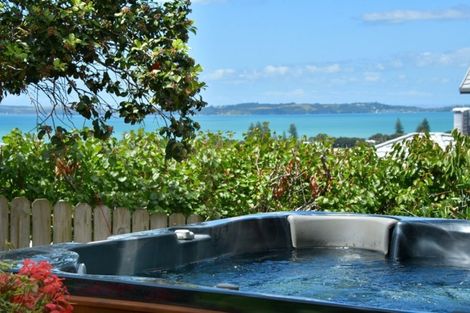 Photo of property in 12 Ascot Way, Orewa, 0931