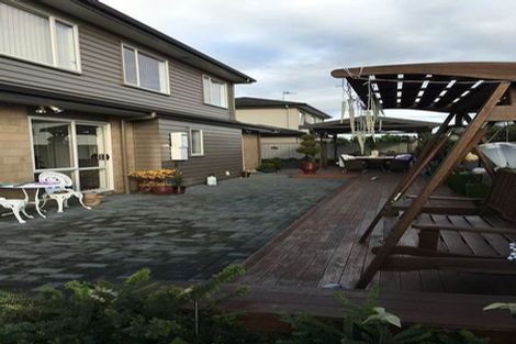 Photo of property in 2 Oakhurst Avenue, Flat Bush, Auckland, 2019