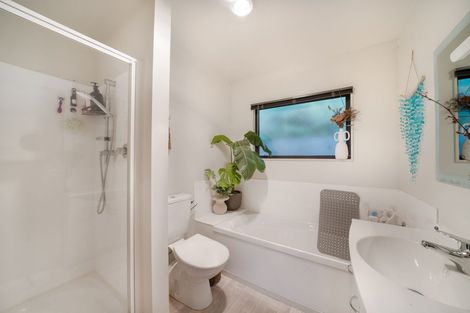 Photo of property in 29 Thomas Street, Stokes Valley, Lower Hutt, 5019