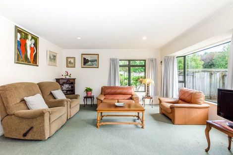 Photo of property in 37a Spackman Crescent, Paraparaumu, 5032