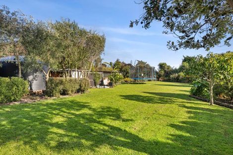 Photo of property in 12 Cliff Road, Tasman, Upper Moutere, 7173