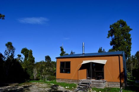 Photo of property in 64 Eco Place, Little Wanganui, Karamea, 7893