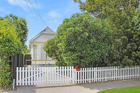 Photo of property in 61 Burke Street, Addington, Christchurch, 8024