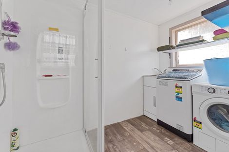 Photo of property in 76 Conway Road, Eltham, 4322