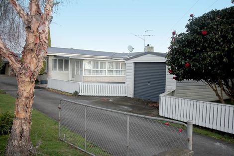 Photo of property in 75 Clevedon Road, Papakura, 2110