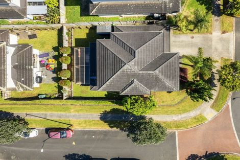 Photo of property in 32 Sarteano Drive, Manurewa, Auckland, 2105