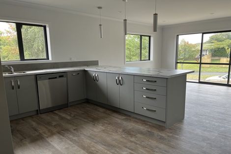 Photo of property in 2 Moreland Avenue, Pukete, Hamilton, 3200