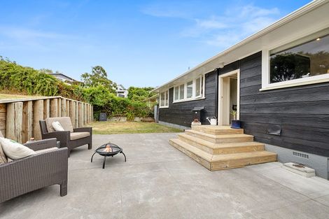 Photo of property in 3 Granby Place, Westown, New Plymouth, 4310