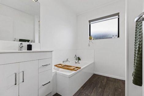Photo of property in 16a Links Avenue, Mount Maunganui, 3116