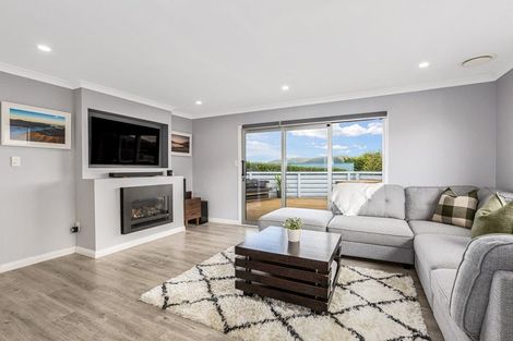 Photo of property in 12 Mossburn Grove, Kelson, Lower Hutt, 5010