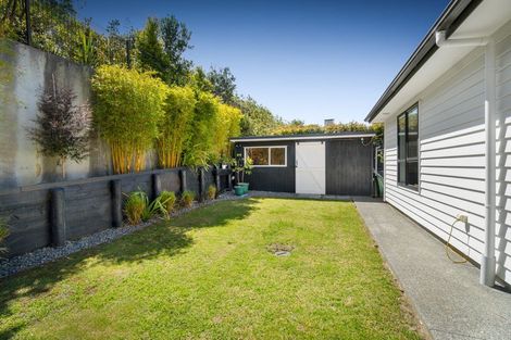 Photo of property in 24 Flavell Drive, Orewa, 0931