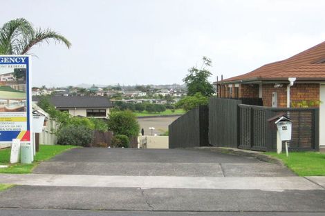 Photo of property in 2/36 Venus Place, Half Moon Bay, Auckland, 2012
