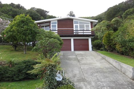 Photo of property in 72 Wright Street, Wainuiomata, Lower Hutt, 5014