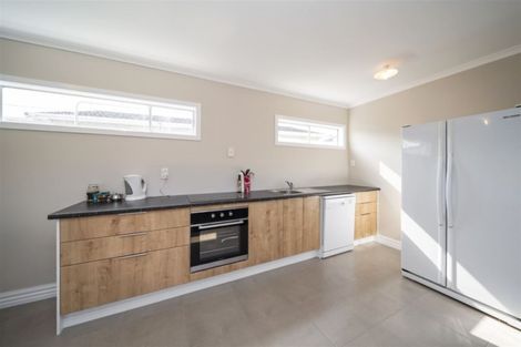 Photo of property in 65 Dixon Avenue, Hawera, 4610