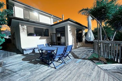 Photo of property in 12b Kimberly Grove, Greenhithe, Auckland, 0632