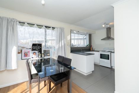 Photo of property in 20 Rosehill Place, Nawton, Hamilton, 3200