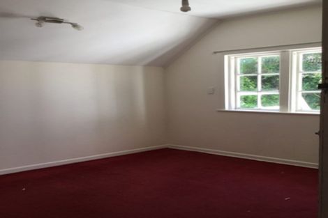 Photo of property in 1 Glasgow Street, Kelburn, Wellington, 6012