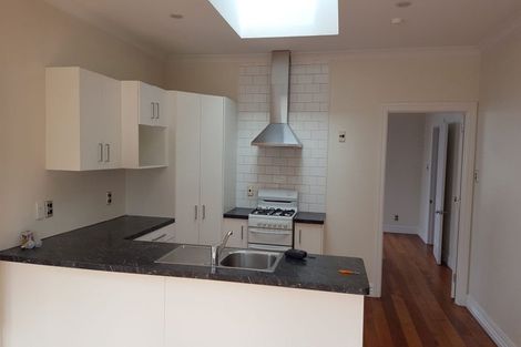 Photo of property in 20 Naughton Terrace, Kilbirnie, Wellington, 6022