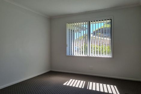 Photo of property in 19 Fernbrook Drive, Hurworth, New Plymouth, 4310