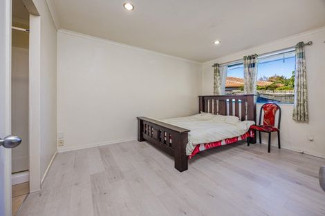 Photo of property in 14 Scotts Field Drive, Takanini, 2112