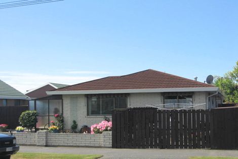 Photo of property in 1/404 Harewood Road, Bishopdale, Christchurch, 8053