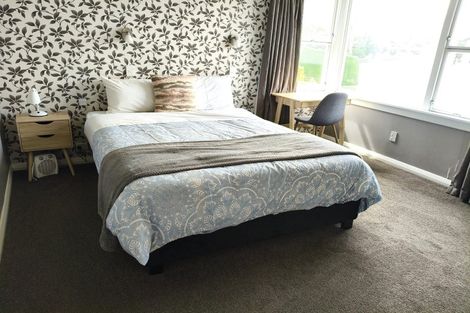 Photo of property in 2 Arthur Street, Holmes Hill, Oamaru, 9401