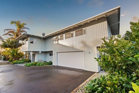 Photo of property in 2/19a Sanders Avenue, Takapuna, Auckland, 0622