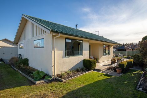 Photo of property in 4 Spruce Close, Alexandra, 9320