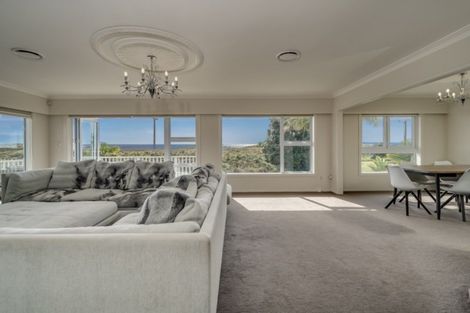 Photo of property in 700a Papamoa Beach Road, Papamoa Beach, Papamoa, 3118