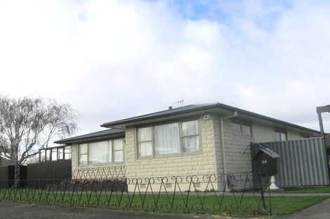 Photo of property in 44 Liverpool Street, Takaro, Palmerston North, 4412