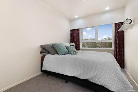Photo of property in 151 Gossamer Drive, Pakuranga Heights, Auckland, 2010