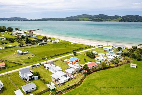 Photo of property in 13 Taiwa Road, Oakura, Hikurangi, 0184