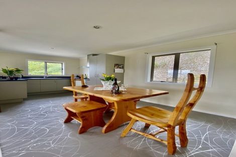 Photo of property in 14 Chastudon Place, Tawa, Wellington, 5028